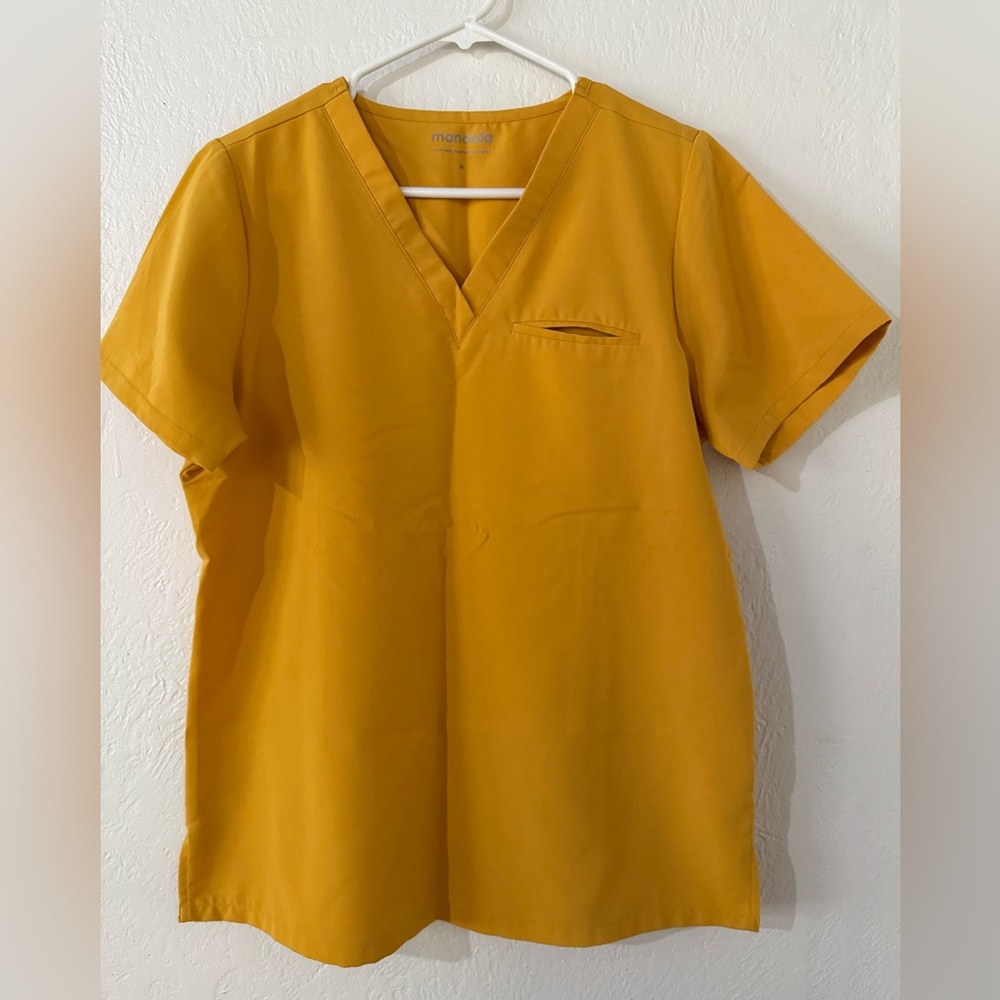 Mandala Yellow Scrub Top and Bottoms